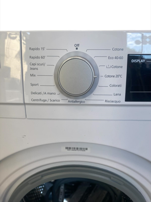 SMEG Lavatrice a Carica Frontale Libera Installazione Capacità 7 Kg Classe Energetica D Bianco LBS72T1